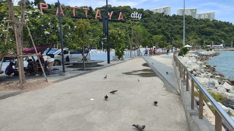 技术只要一团建，就开始各种大爆炸是吧😓